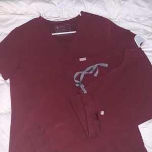 Figs Burgundy Scrub Set